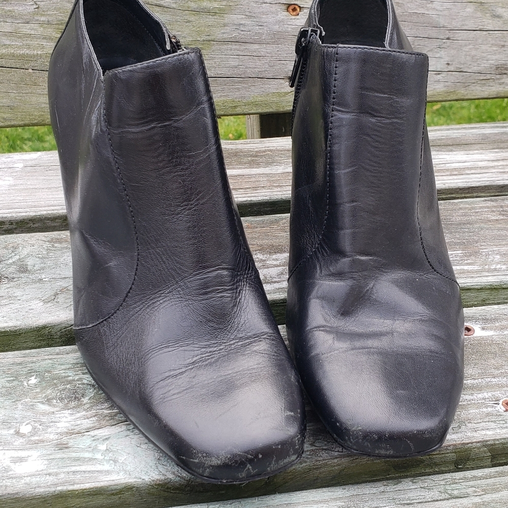 Bandolino Black ankle boot high heel